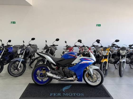 HONDA CBR 600F HONDA CBR 600F